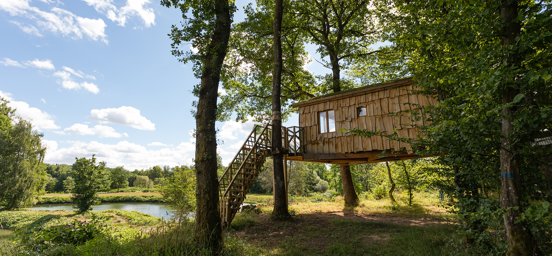 Location d'un hébergement insolite, en camping en Alsace