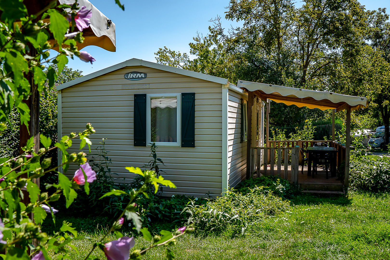 Les emplacements camping-car du camping les Trois Châteaux en Alsace