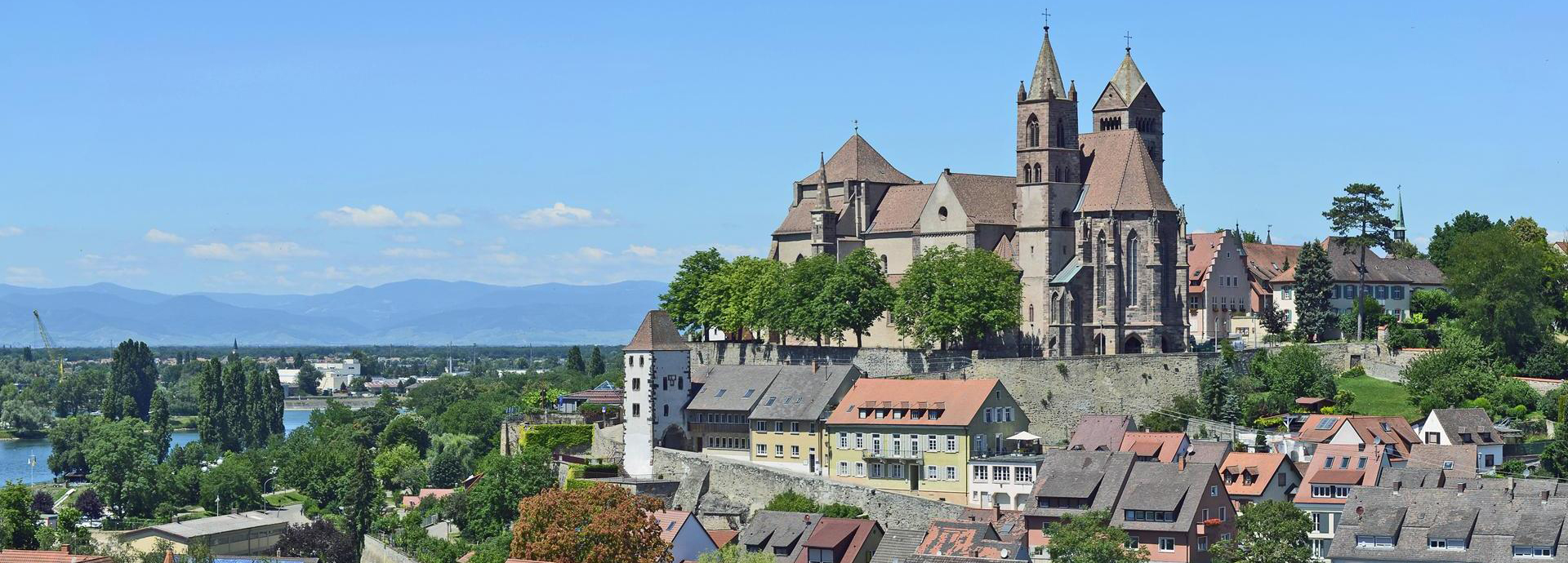 Vieux-Brisach allemande située sur le Rhin